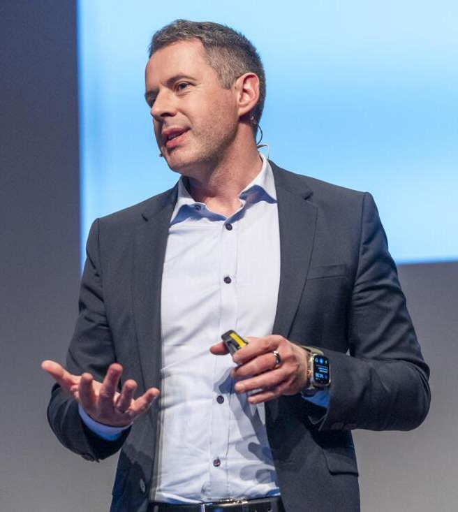 Dr. Michel Neuhaus
