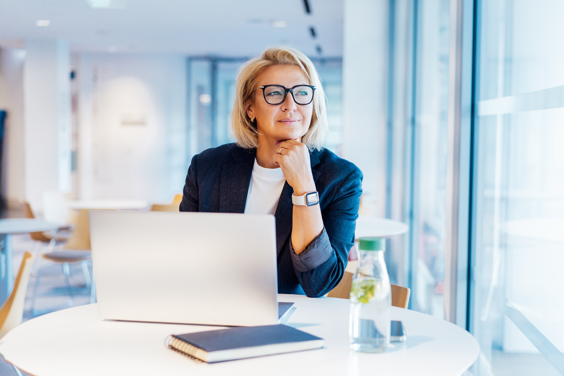 Governance, risk and compliance in the AI era | NTT DATA