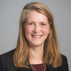 Denise Hannan Headshot