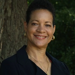 Terri Hatcher headshot