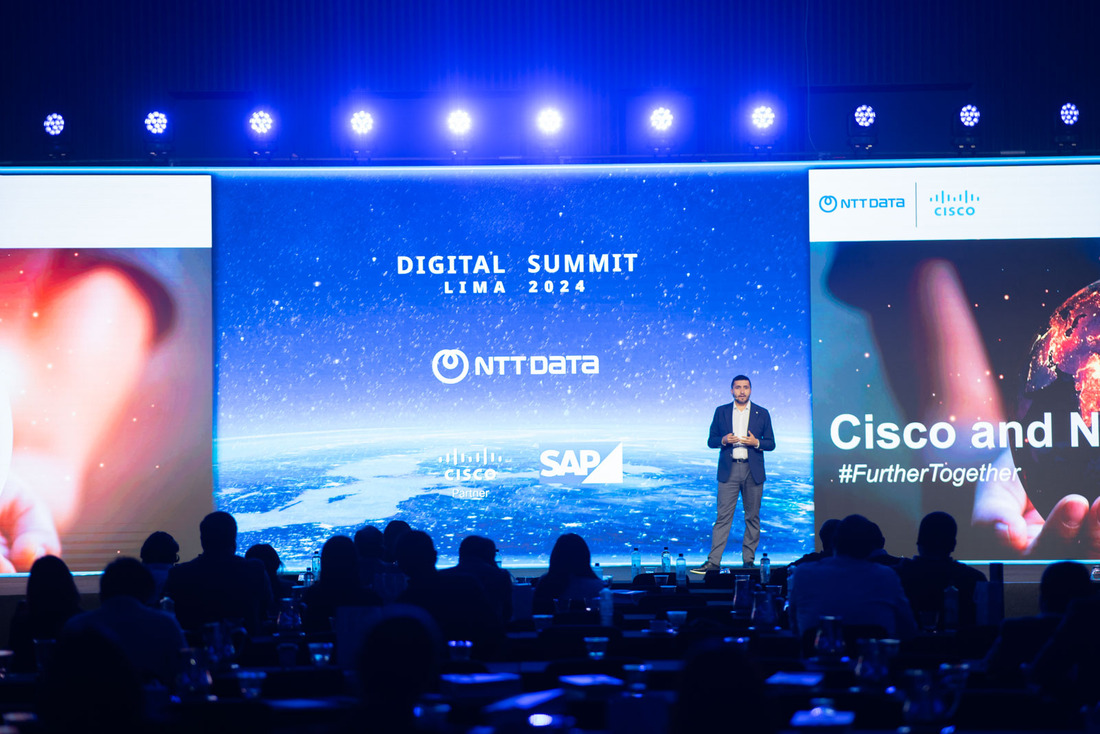 FOTO 6 Digital Summit Interconnected Perú